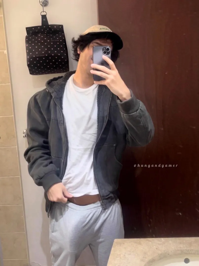 Thats why I cant wear grey sweats outside posted by EduHauer10inches