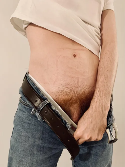 the belt was a little tight, it marked my belly by Twink_R04