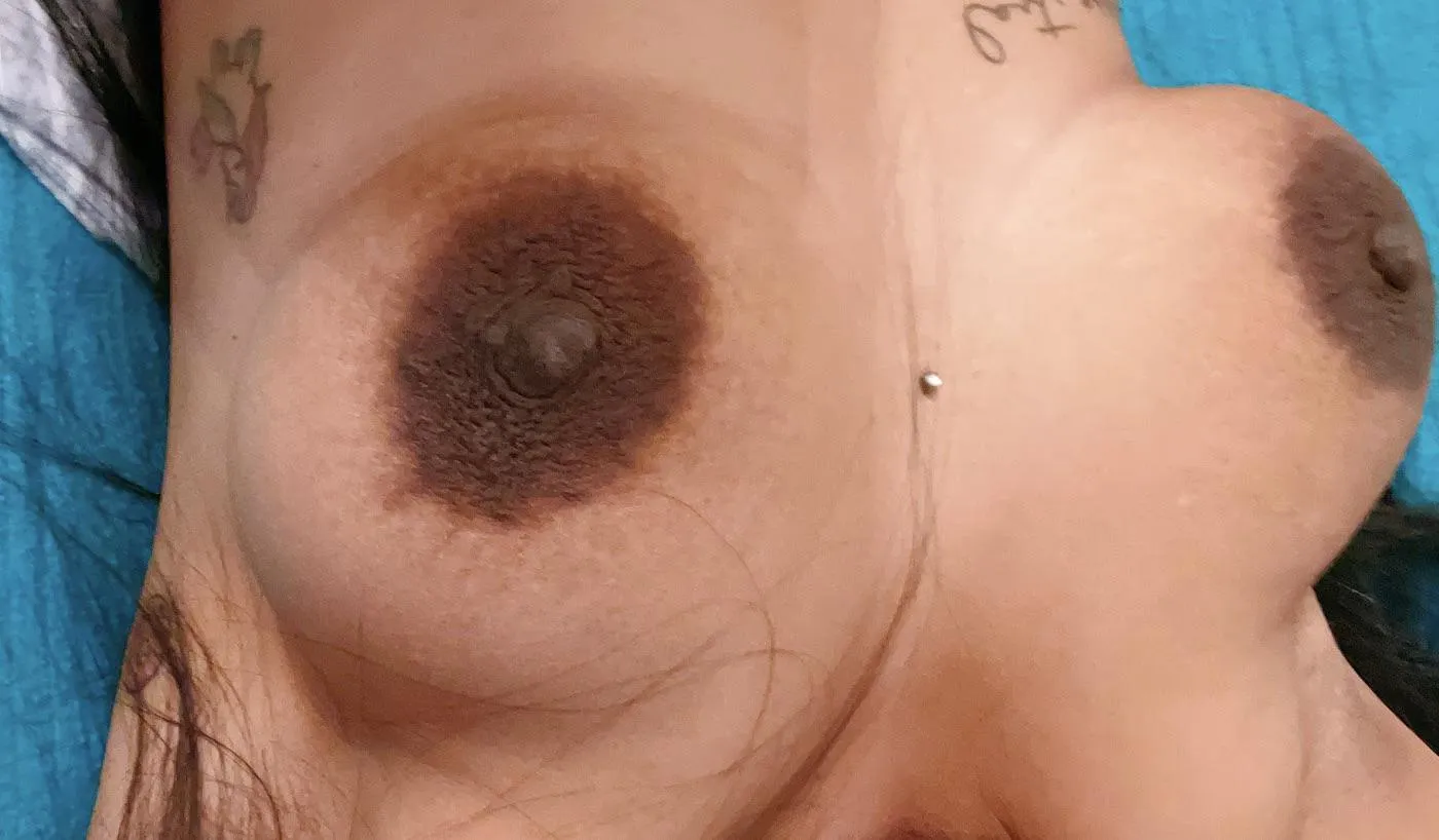 The best natural tits posted by mybeloved109