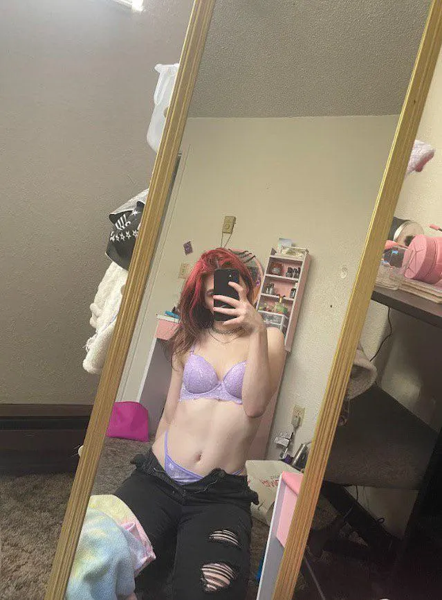 The best petite princess you’ve seen posted by honeysugarfoxy