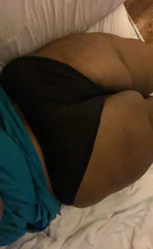 the best pillow on the bed by Hour_Astronomer_2292