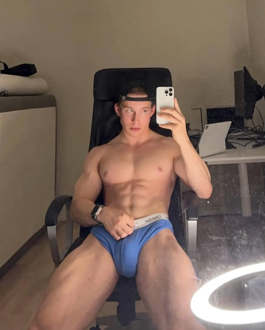 The blue makes my eyes stand out... posted by TheOnlyBig-Man