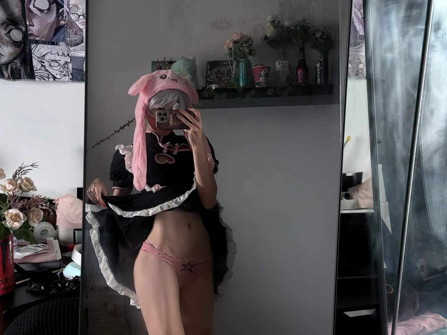 the bunny maid rolls the dice to seduce posted by kawaiiipunk