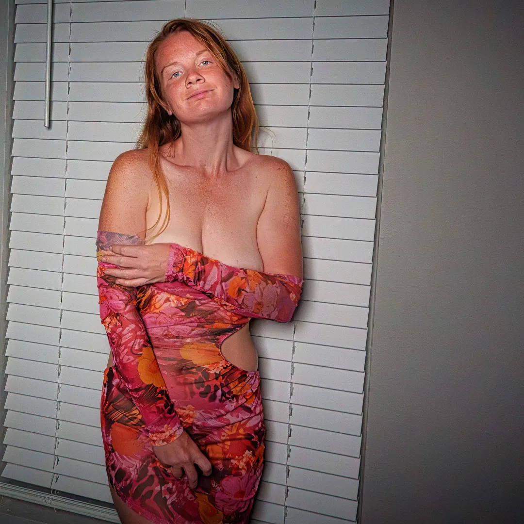 the color red has been shown to raise viewer's respiration and heart rate❤️ posted by --lily-rose--