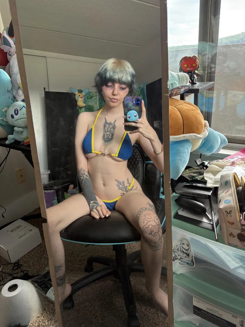 The dominant boi you need ;) posted by ERASEDWeeaboo