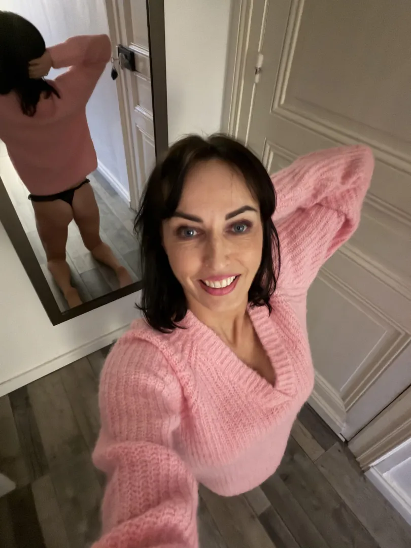 The face is cute but how about the booty  posted by fullmoon63