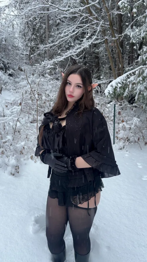 The forest bows before me… You’re no exception ❄️ by Meaaly26