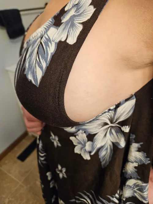 The girls are really trying to escape tonight by StaceysMom74