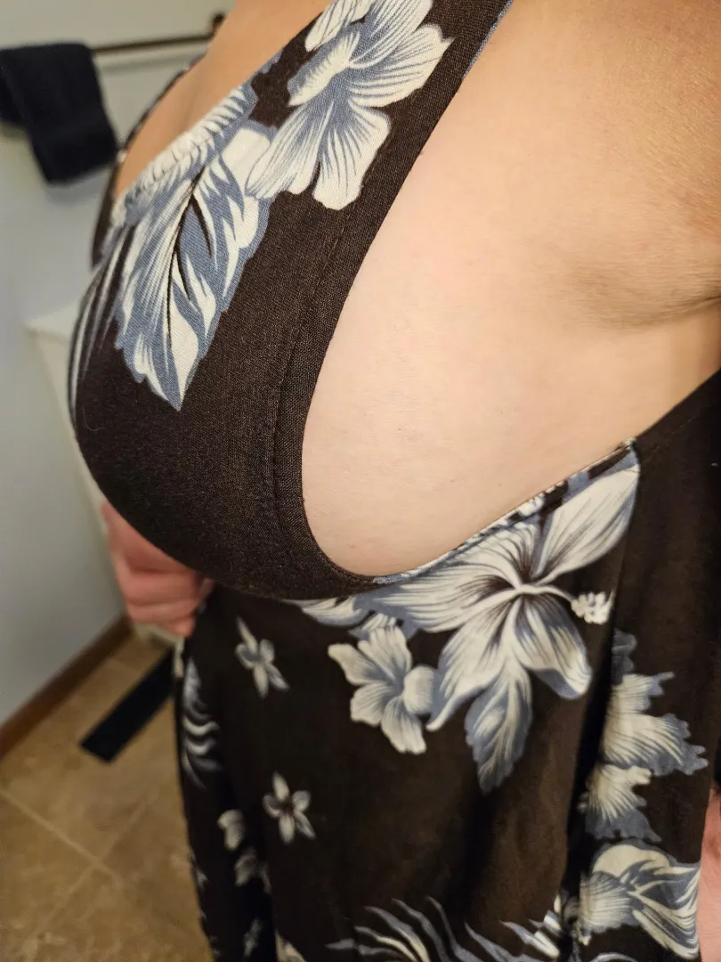 The girls are really trying to escape tonight posted by StaceysMom74