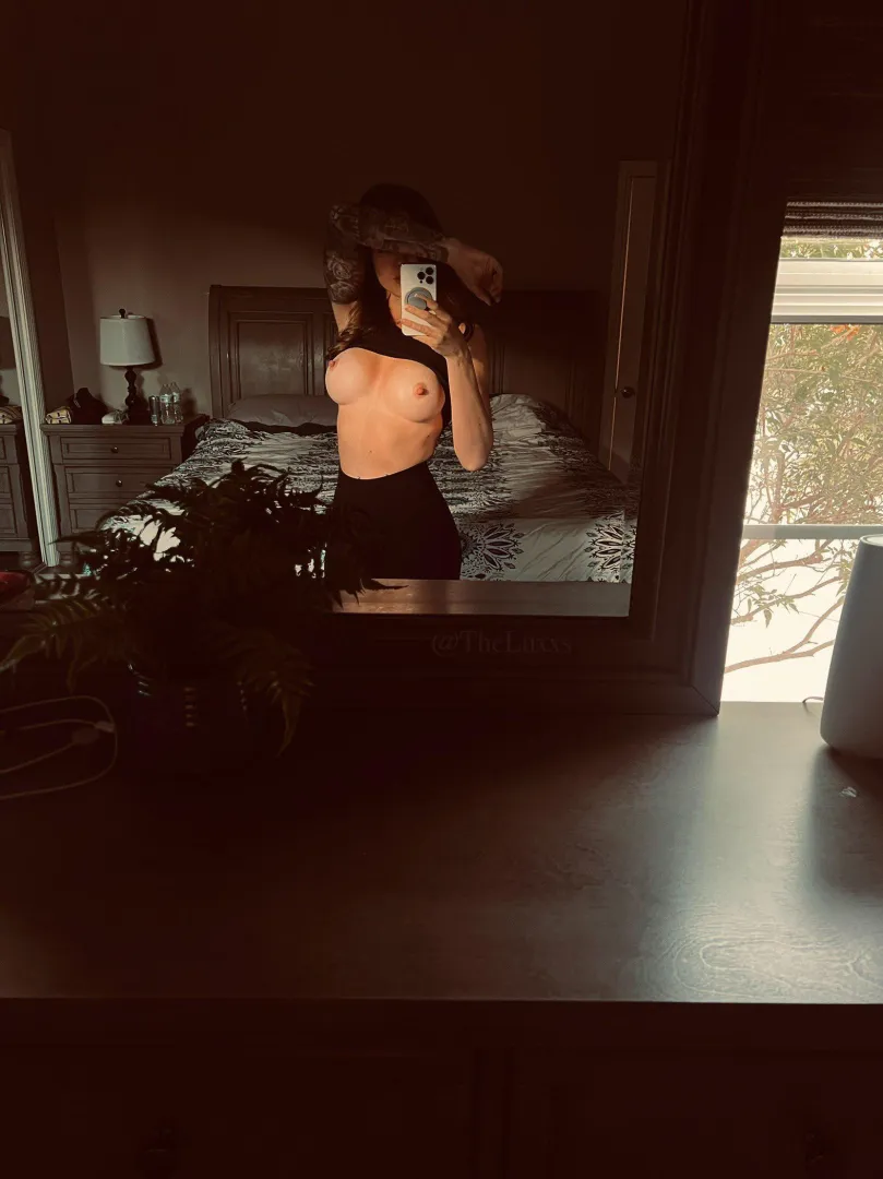 The lighting was too good not to take a selfie posted by RubyLuxxOfficial