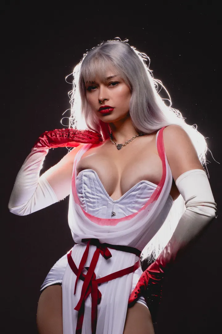 The look you give someone when they’re chewing too loudly posted by LilChereBear