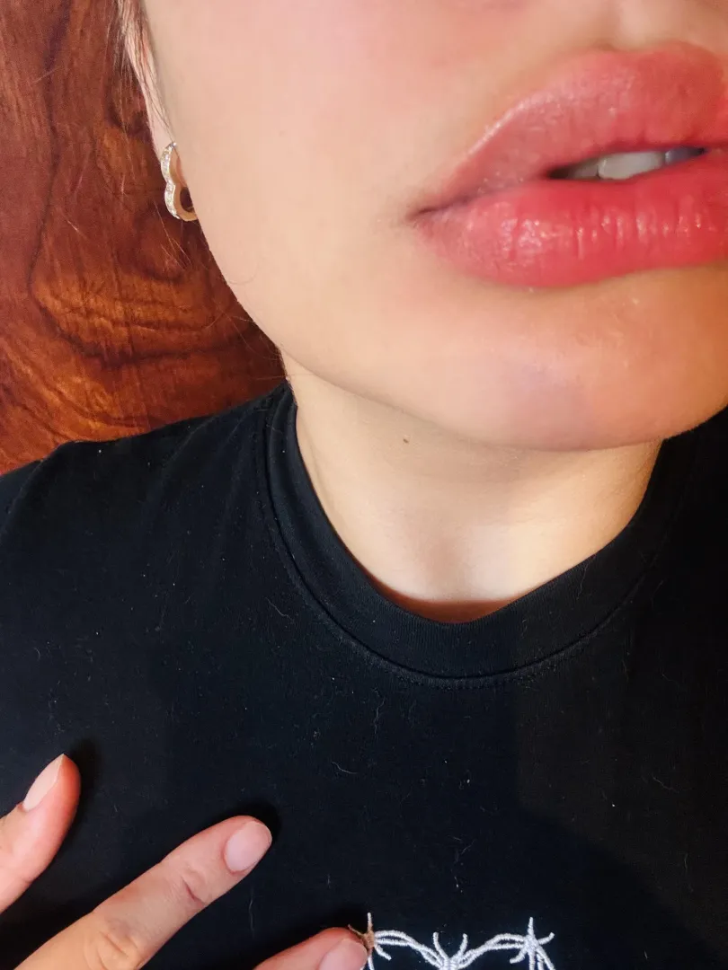 The most beautiful lips you’ll see today posted by yourbaecandy