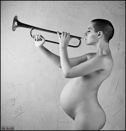 The notes of the harmonic series rise like quiet brushstrokes, forming a shimmering ladder of sound. ✨ posted by karinds1