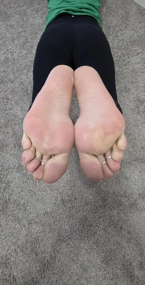 The Perfect Size 9.5 Landing Strip by Temptingtoesandsoles