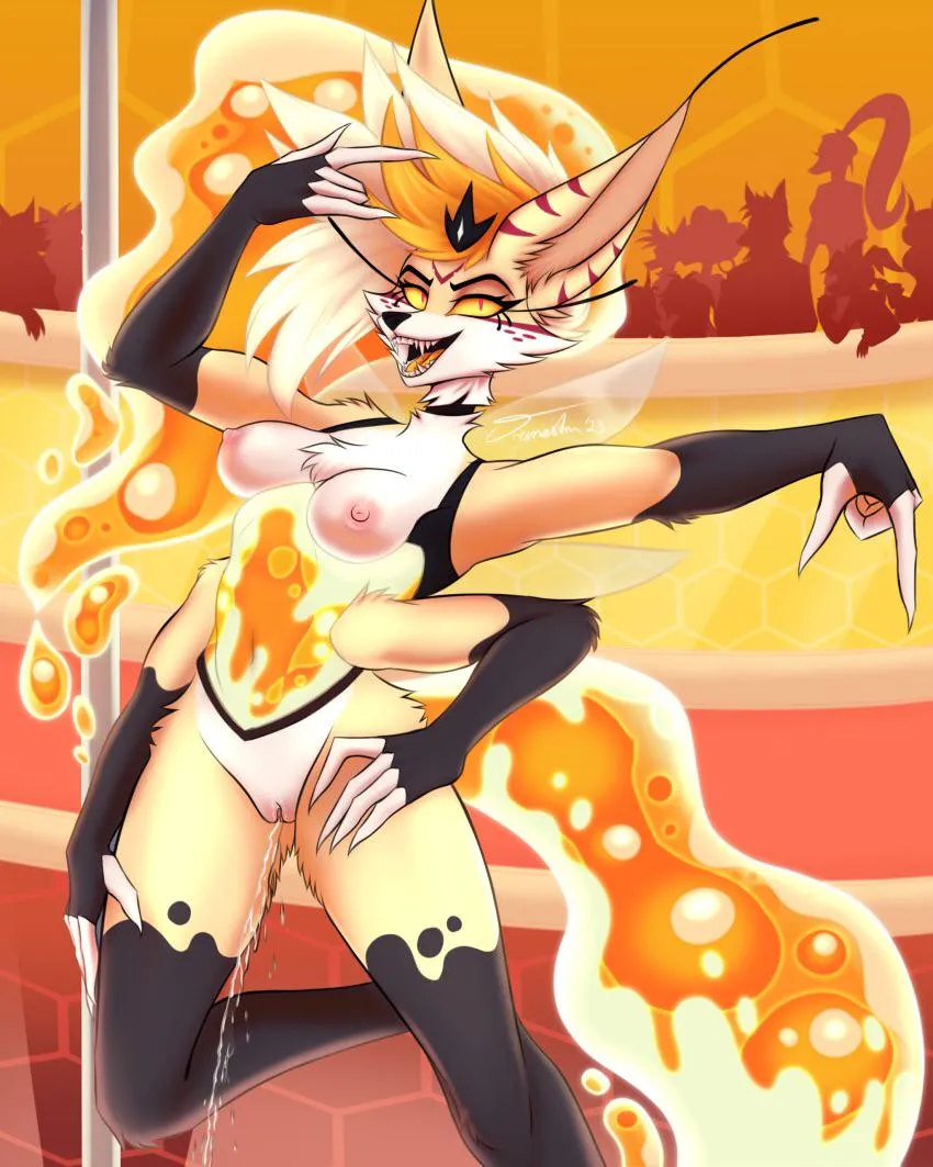 The Queen Bee (@jamestonishere) posted by TheNiceCattle