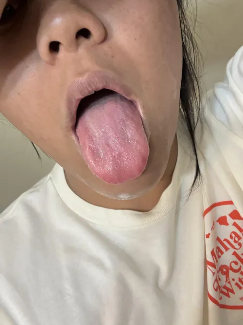 The secret to glowy skin is his cum girl  by SipisG