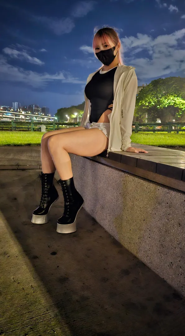 The starry night was lovely, and I was made to exercise like a little pony. posted by slave247story