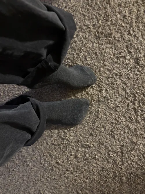 the way my socked feet turn you on.. go ahead and send for that! by findom_queenbee