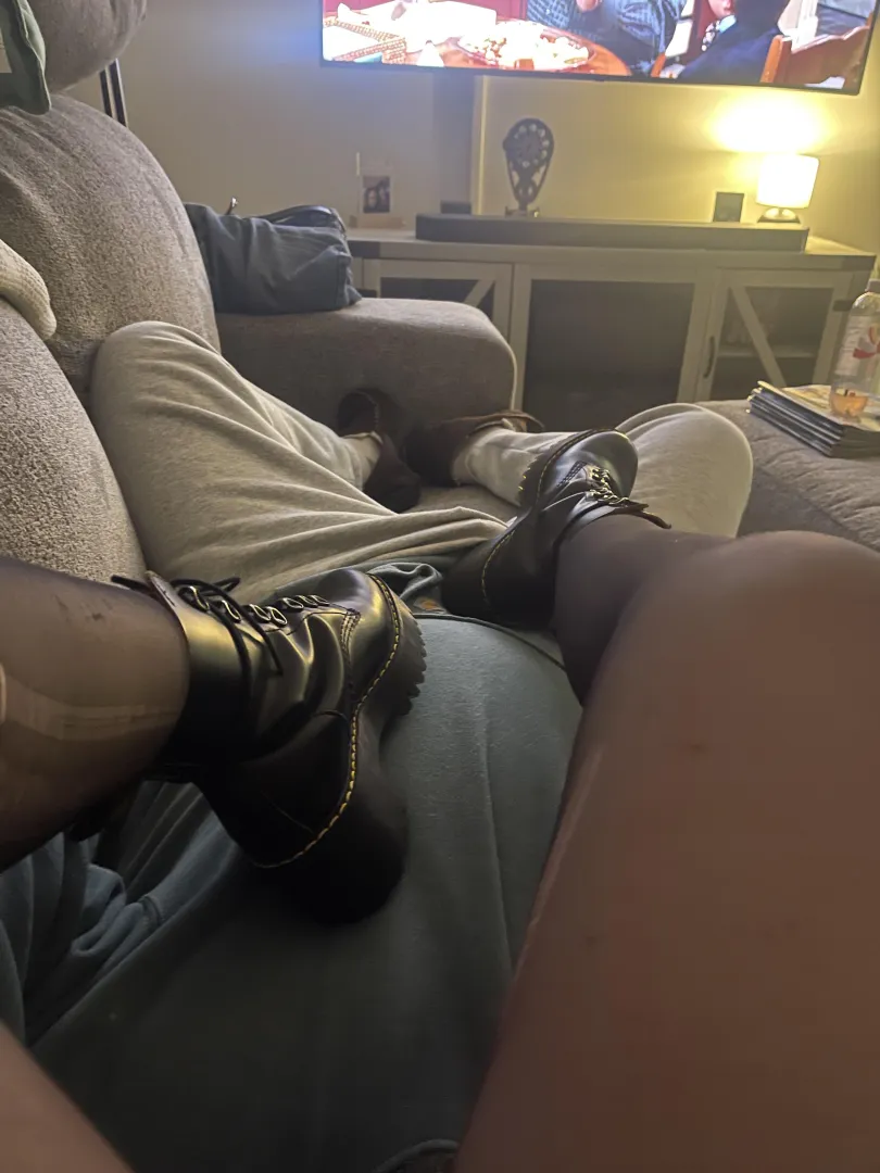 The wife enjoying some TV time posted by biondob