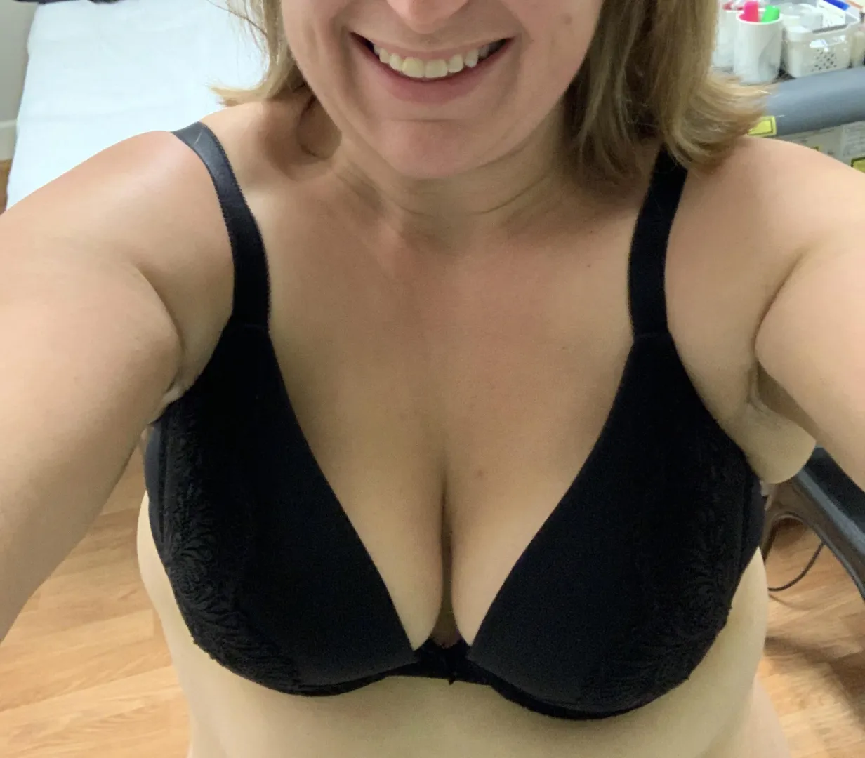 The wife sending me a pic. How’d you reply? posted by unrealtimes85