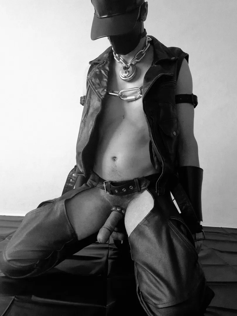 There would be no Monday without monochrome post, right? posted by GearedSebastian