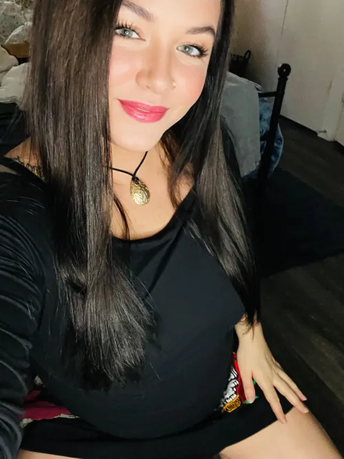 @therealfloralove by TheRealFloraLove