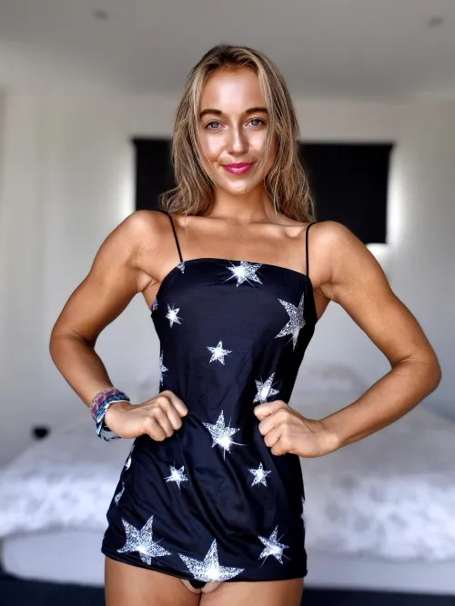 There's a clear star of the show here  by QueenKongFitness