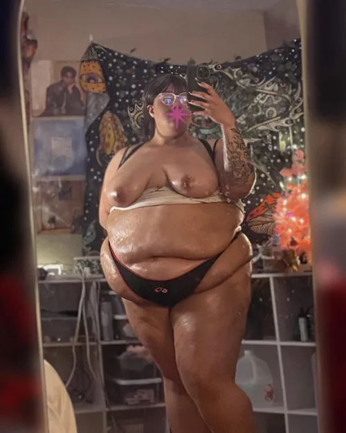 There’s not enough time in the world to explore all of my curves by charlisangelbb