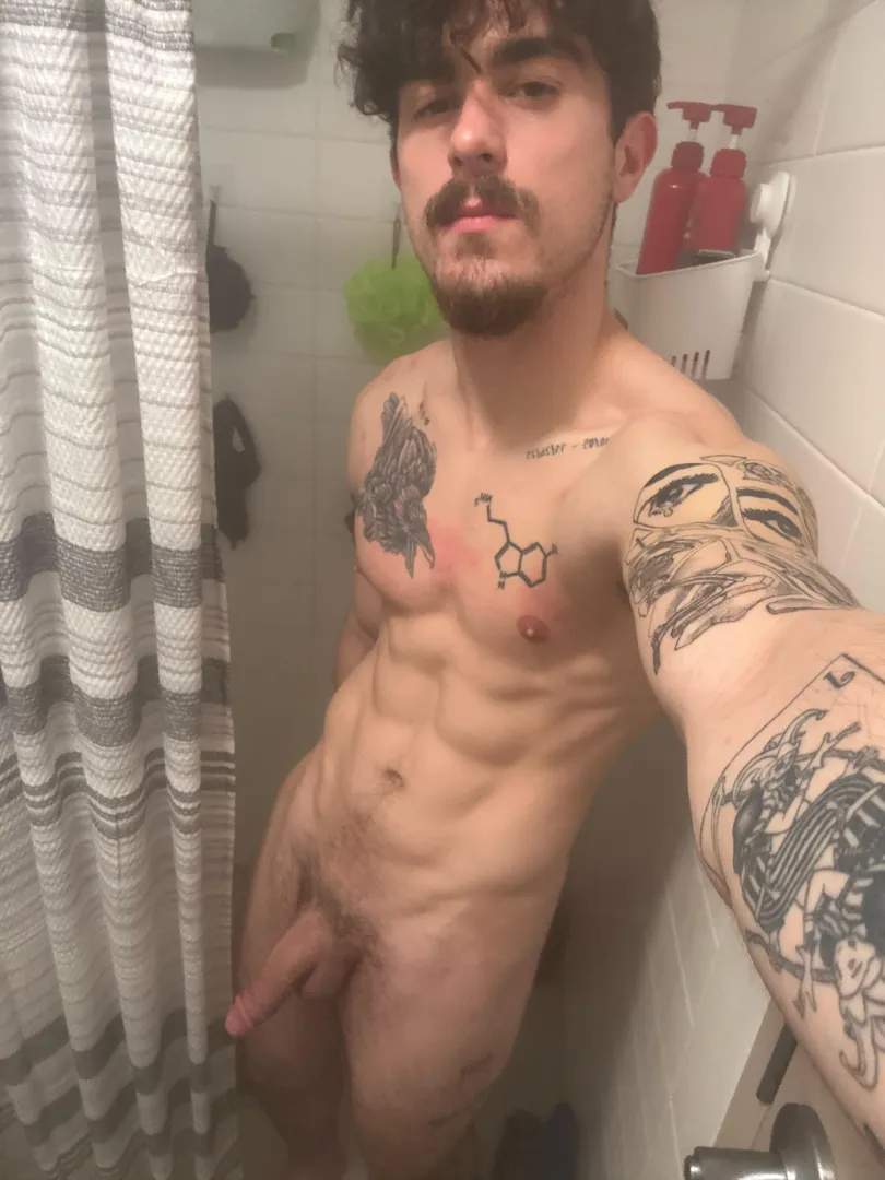 There’s room for another posted by College_boyxoxo