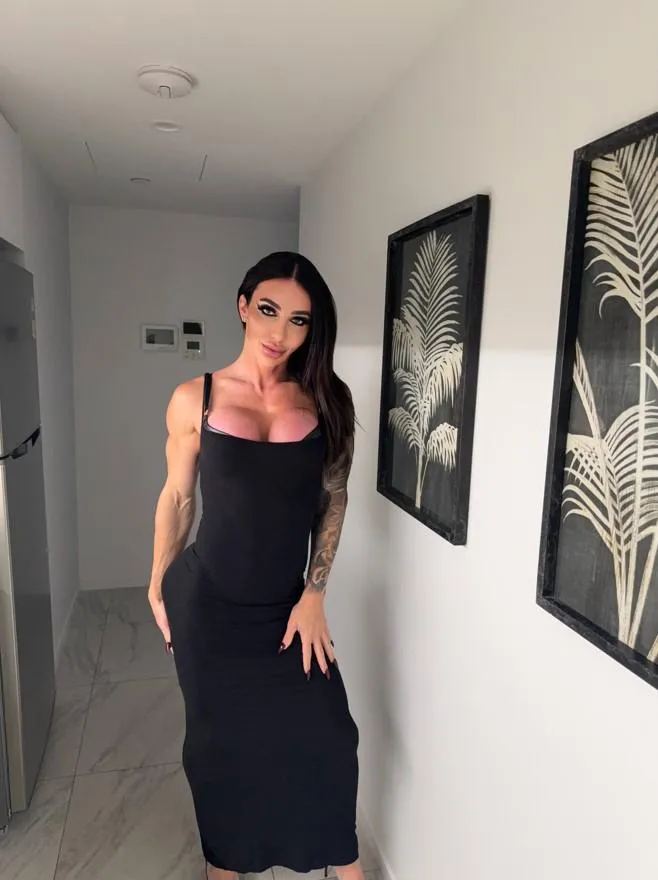 There’s something about black that makes me feel powerful posted by PeachyVibe2