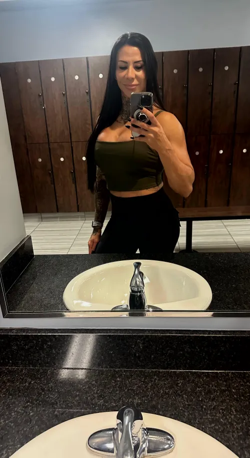 these biceps are begging for your cum by gymgirlfriend