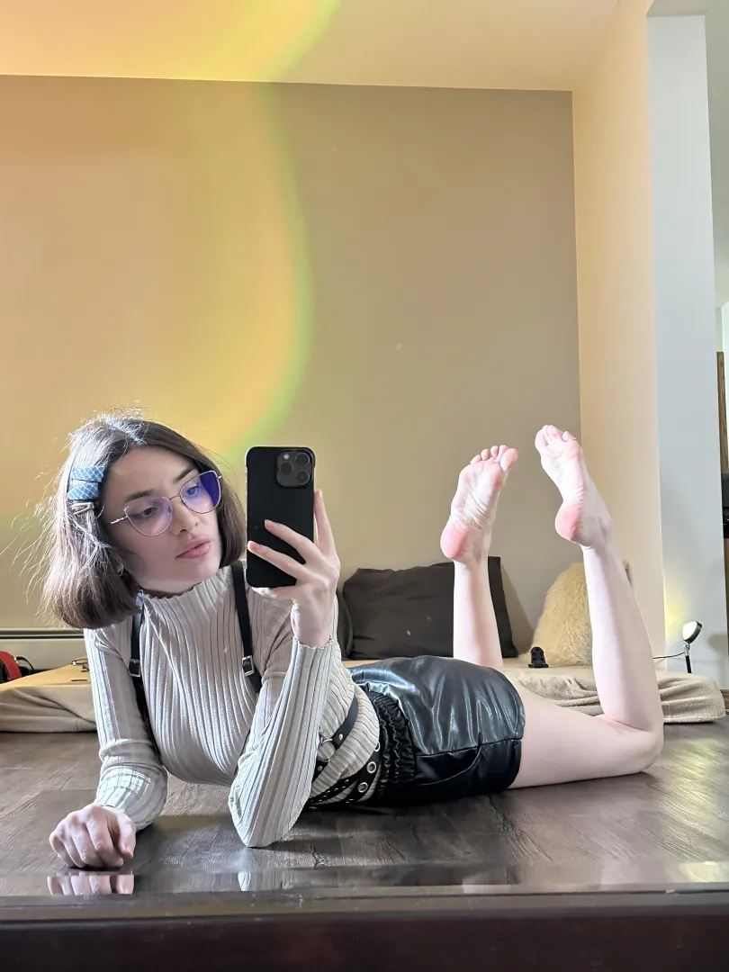 These feet are made for more than just walking.. posted by shiny_girl1