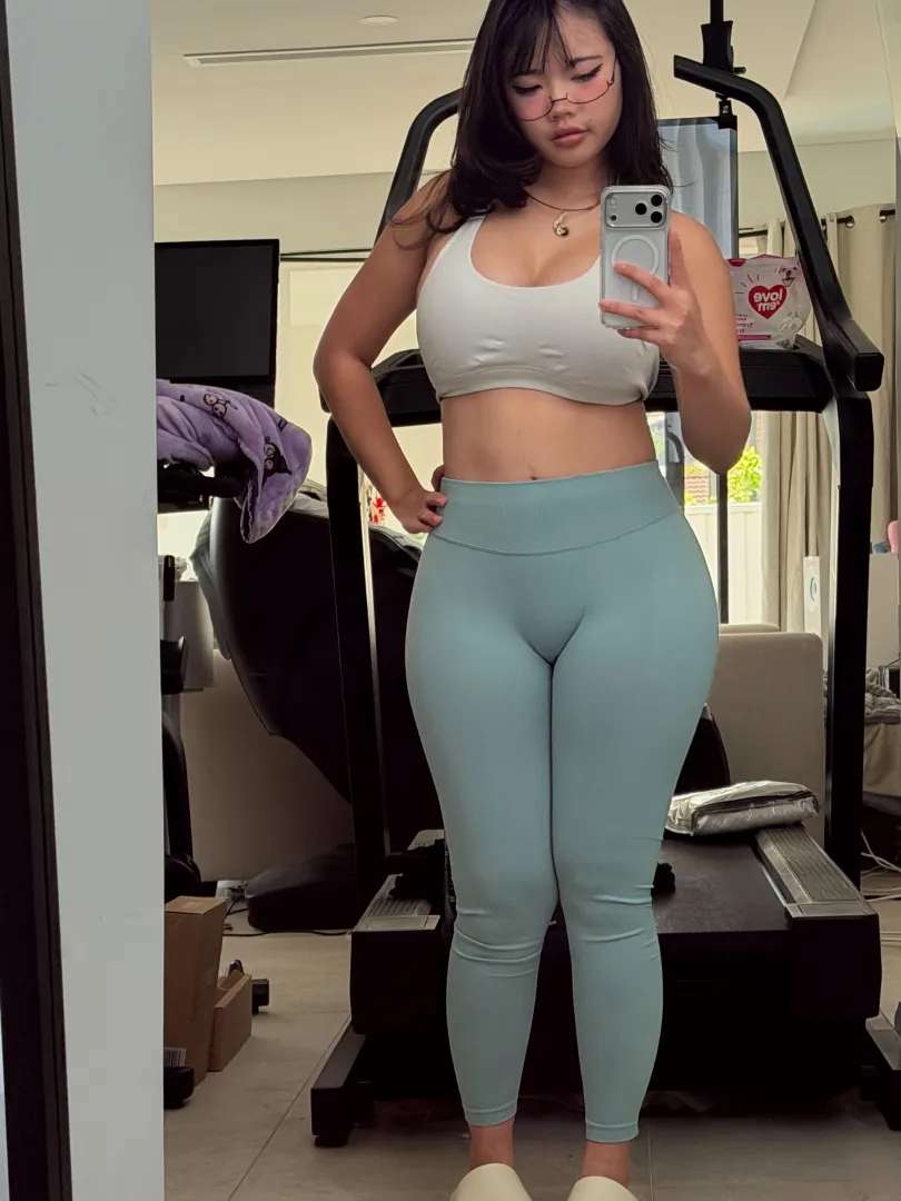 these leggings r doing a lot of heavy lifting today posted by NubbleTuff