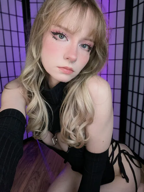 They make goth girls with small perky tits too by Allie_kittyy