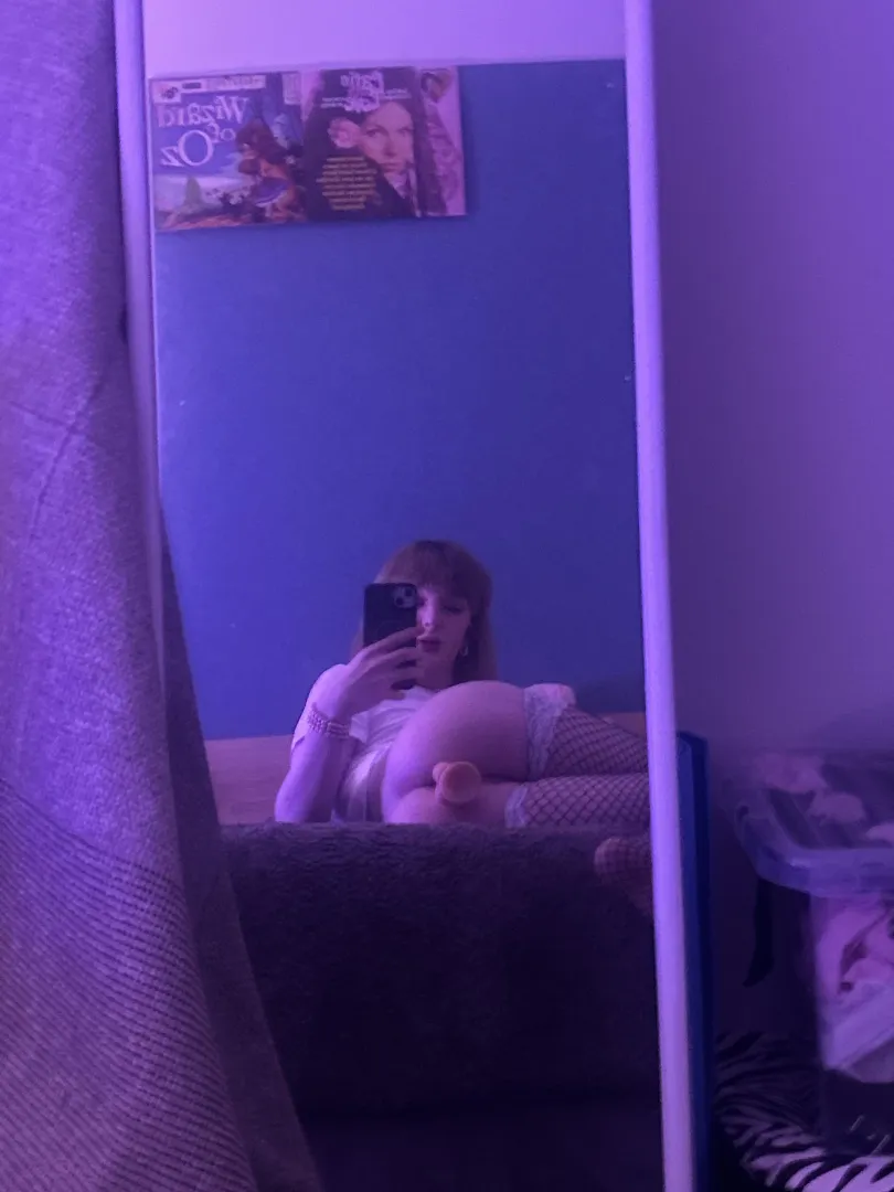 They say good things come to those who wait, but I’m not sure how much longer I can wait posted by PaleVireee