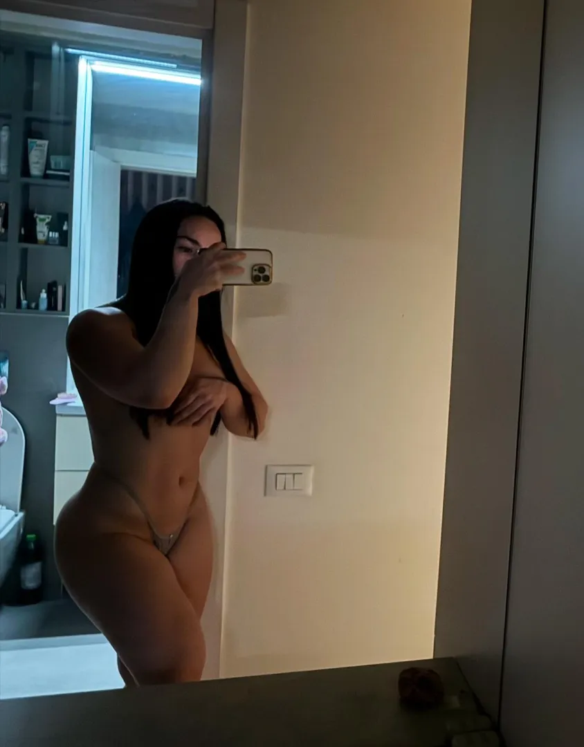 Thick booty posted by quadsqueen