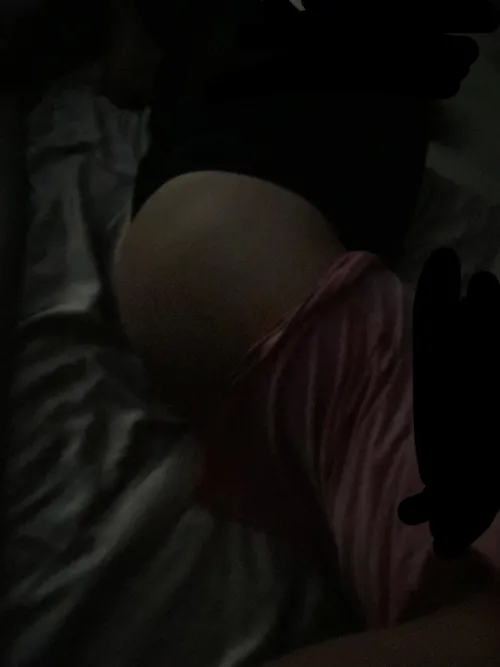 Thick femboy by Joeycloths