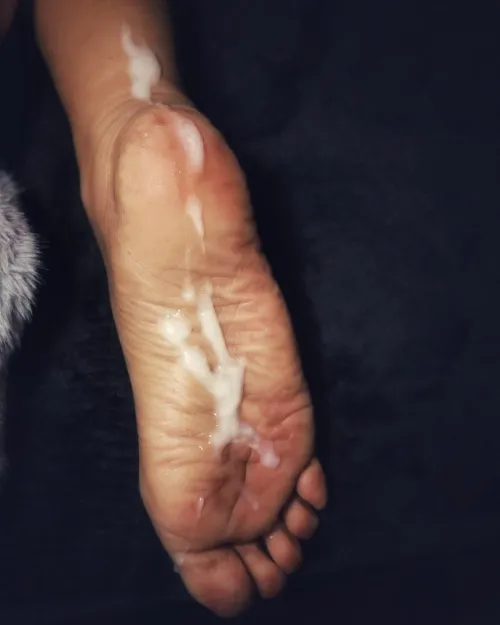 Thick load for her soles by 19frosties99