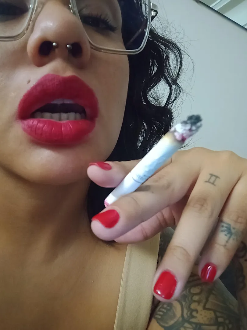 Thick, warm lips posted by letti_curvy24