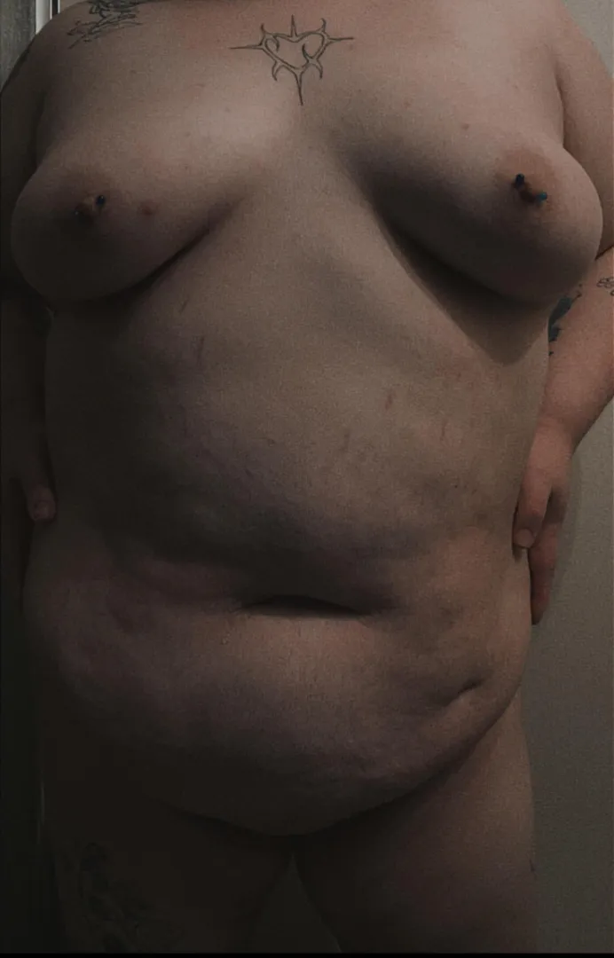 Thicums and warm  posted by lovelybabe72