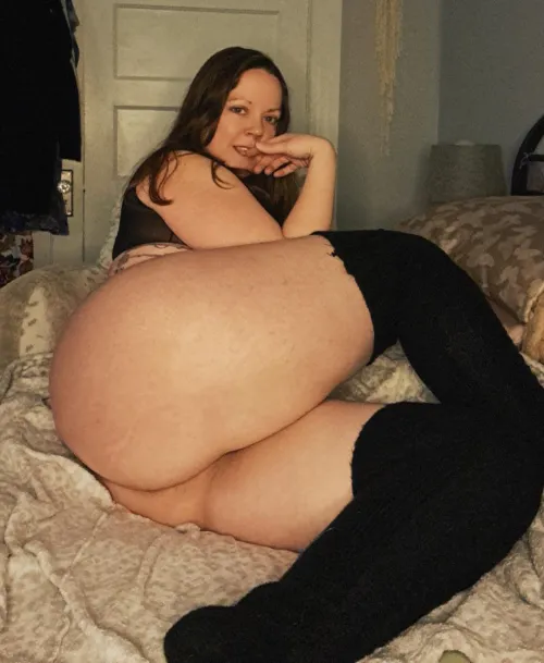 Thigh highs… and a little trouble by carolina_dreaming25