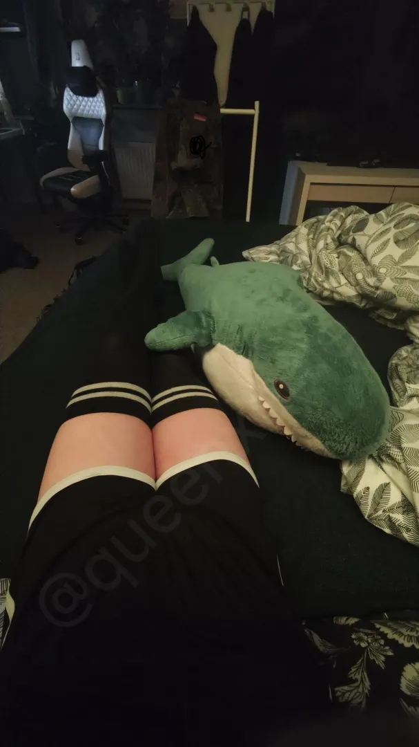 Thighs posted by ServusMoin18