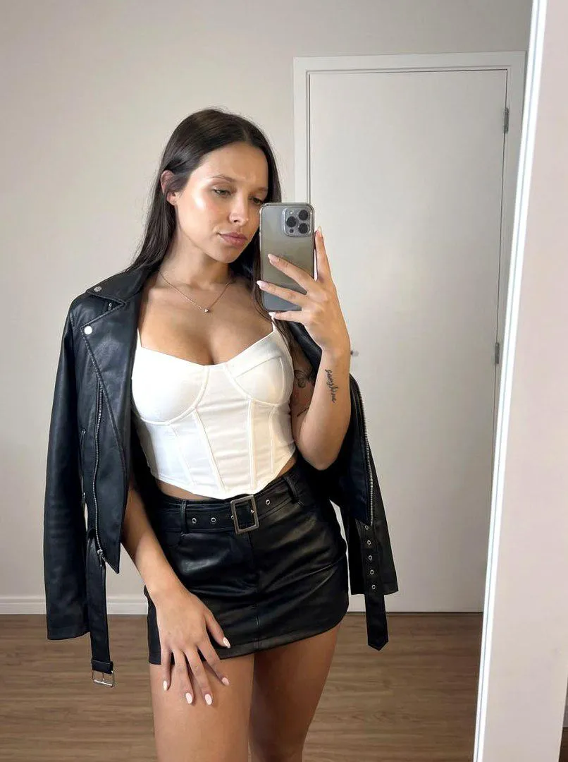 think im sexy? posted by FairyCupp