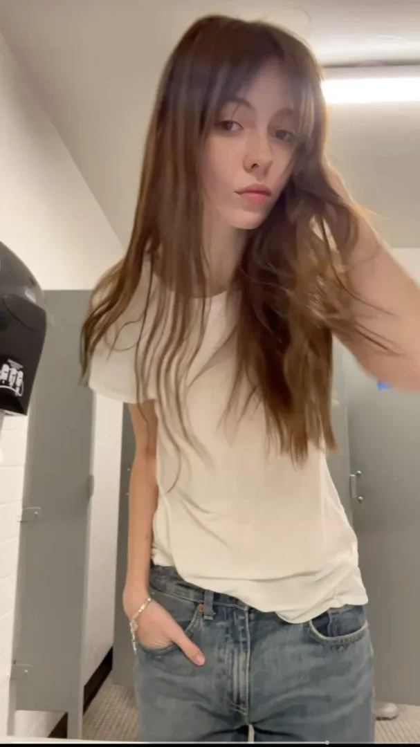 think my delicate skinny slut body could handle your whole thick cock slamming in raw? :3 posted by PetalsCinder