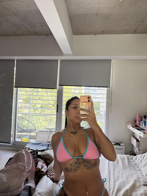 this bitch is waiting to play with u by babygalsivip