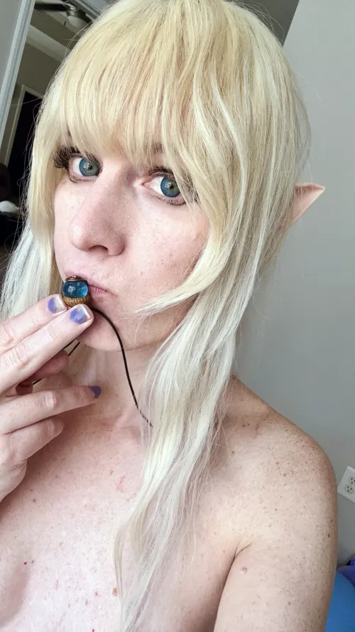 This Elf Will Do ANYTHING to Support Her Party by SunnyBunnyMina