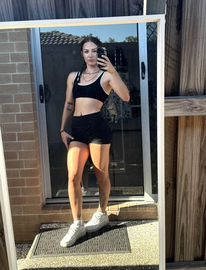 This felt different today… maybe confidence — do you notice it? posted by mochacaramela