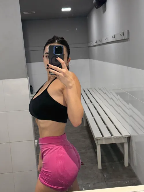 This gym fit leaves little to the imagination by ArcMimosa