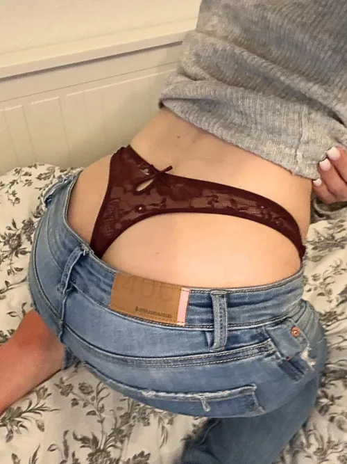 This happens every time I get on my knees by ViviSinz_OG