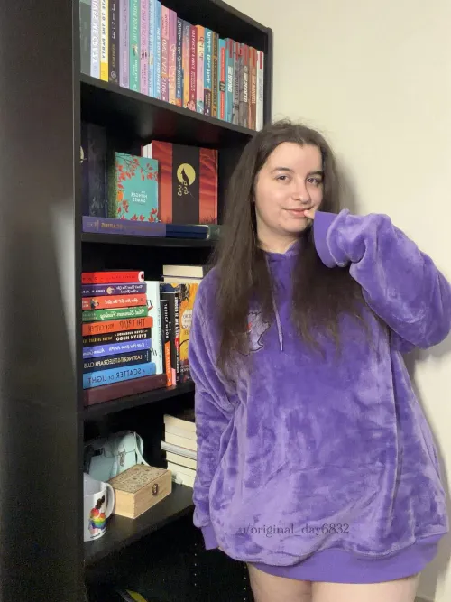 This hoodie always keeps me warm by Original_Day6832